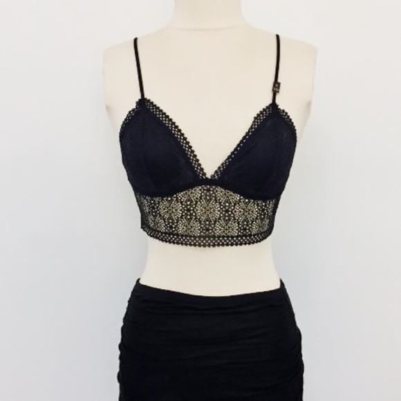 ❤️ SOLD Victoria's Secret Bralette - Picture 2 of 8